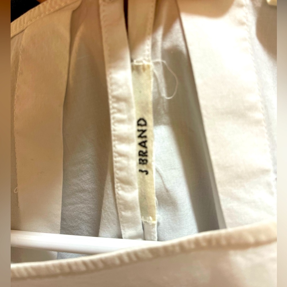 JBrand white cotton top